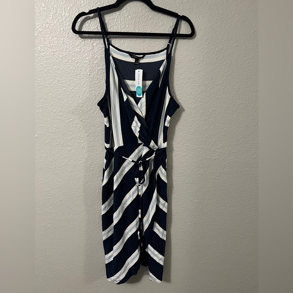 Gorgeous Hawthorne Striped Dress XL - Picture 2 of 8